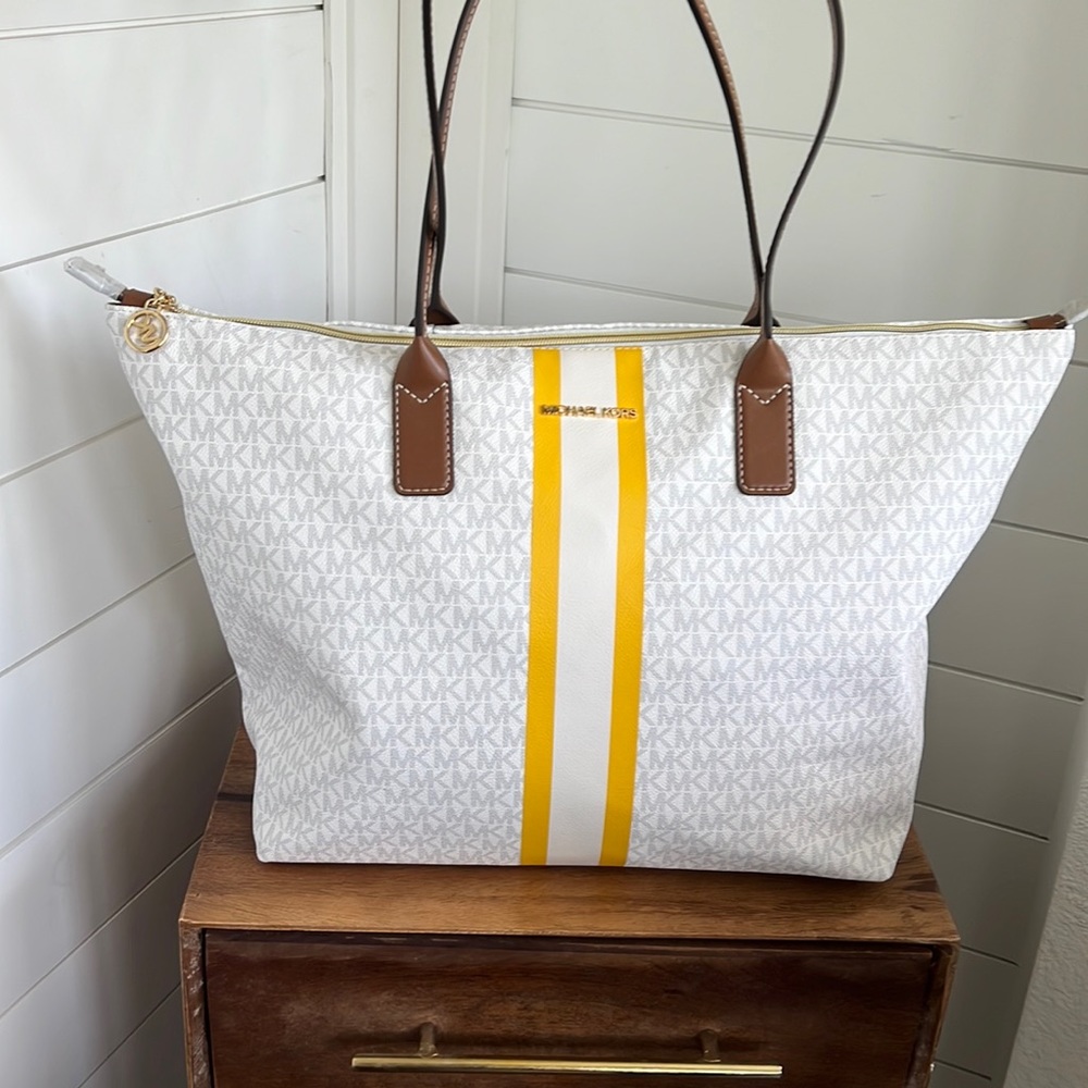 Michael Kors large top zip travel tote in bright white